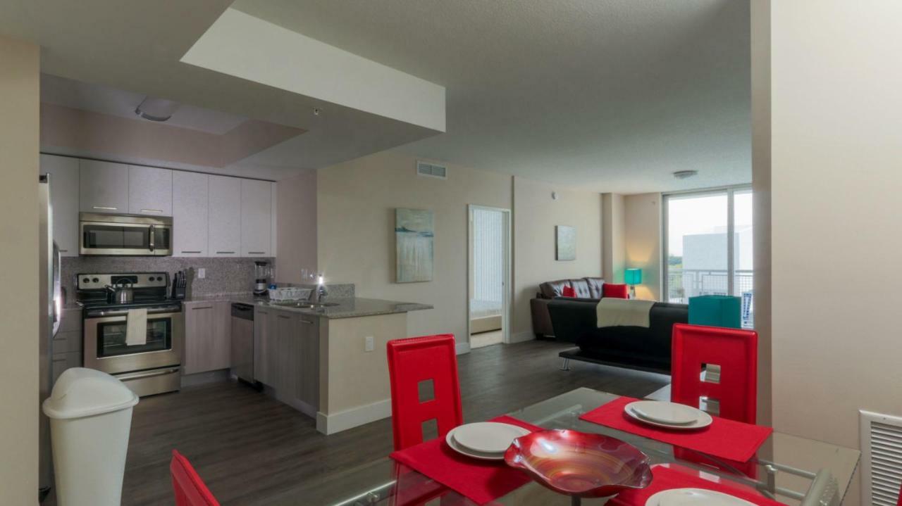 Pelicanstay In Coconut Grove Miami Coral Gables Exterior photo